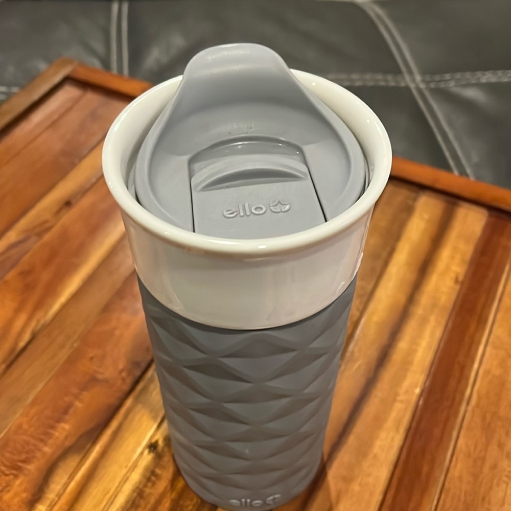 Ello 16 oz Ceramic Travel mug. Silicone sleeve. Friction fit lid​